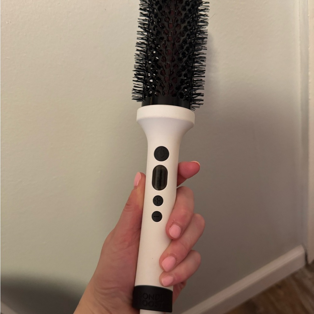 BONDI BOOST Infrared Heated Round Brush